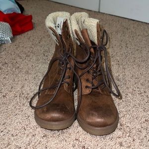 Mossimo Boots